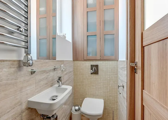 Apartment Grand - Station 2 *