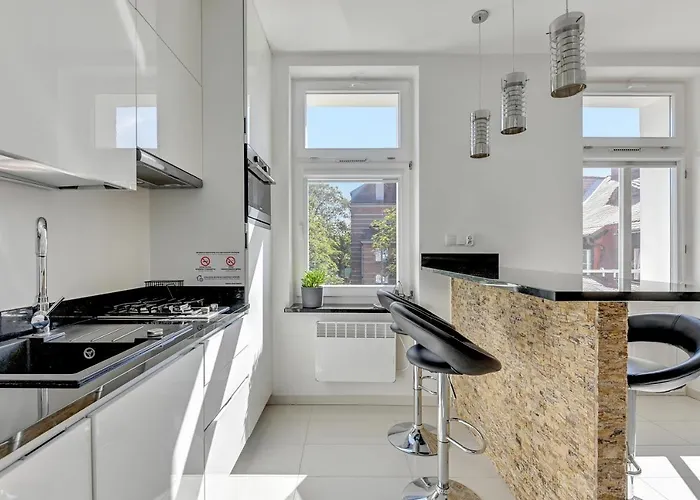 Grand - Station 2 * Sopot